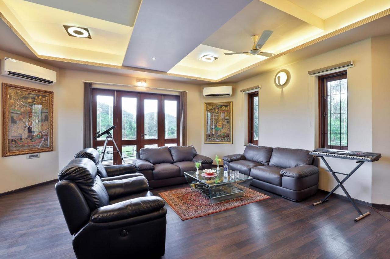 Stayvista'S Prakriti Farms With Outdoor Pool, Complimentary Breakfast And Hi-Tea أُودايبور المظهر الخارجي الصورة