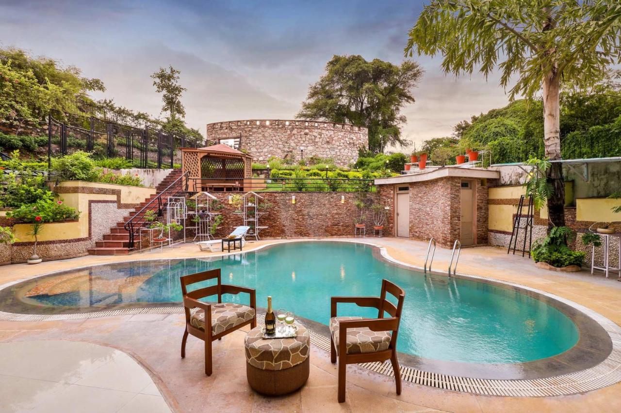 Stayvista'S Prakriti Farms With Outdoor Pool, Complimentary Breakfast And Hi-Tea أُودايبور المظهر الخارجي الصورة