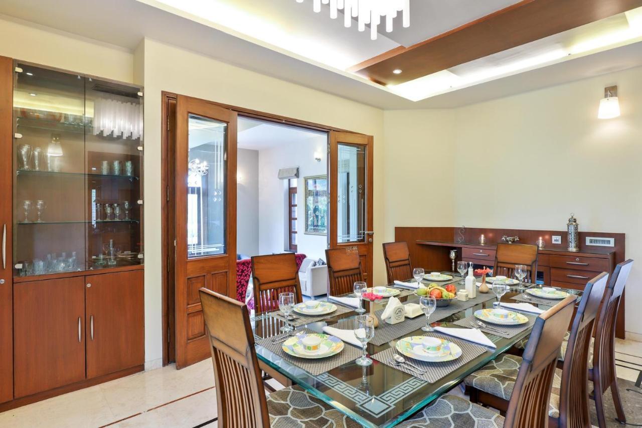 Stayvista'S Prakriti Farms With Outdoor Pool, Complimentary Breakfast And Hi-Tea أُودايبور المظهر الخارجي الصورة